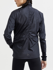 Craft - Adv Essence Wind Jacket W - sportinės striukės - black - 3