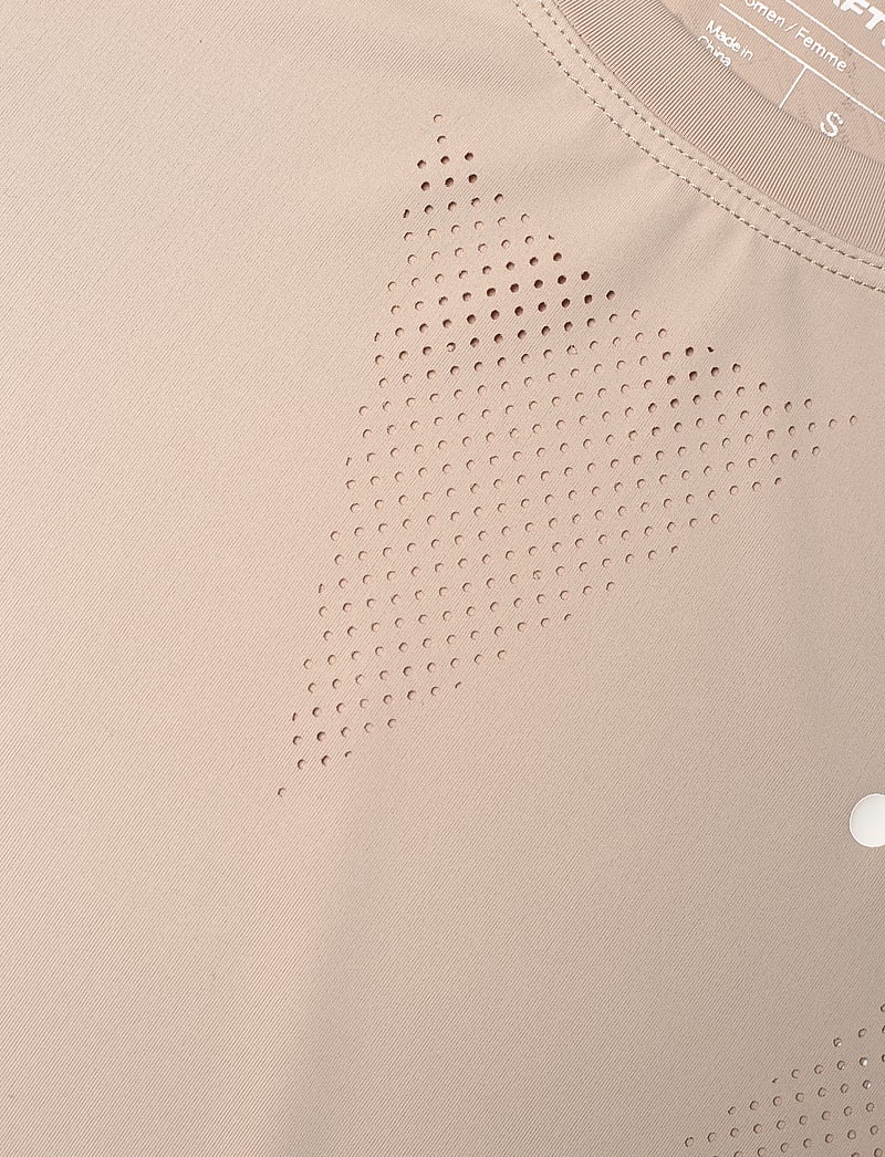 Craft - Adv Tone Perforated Tee W - t-shirts - hay - 2