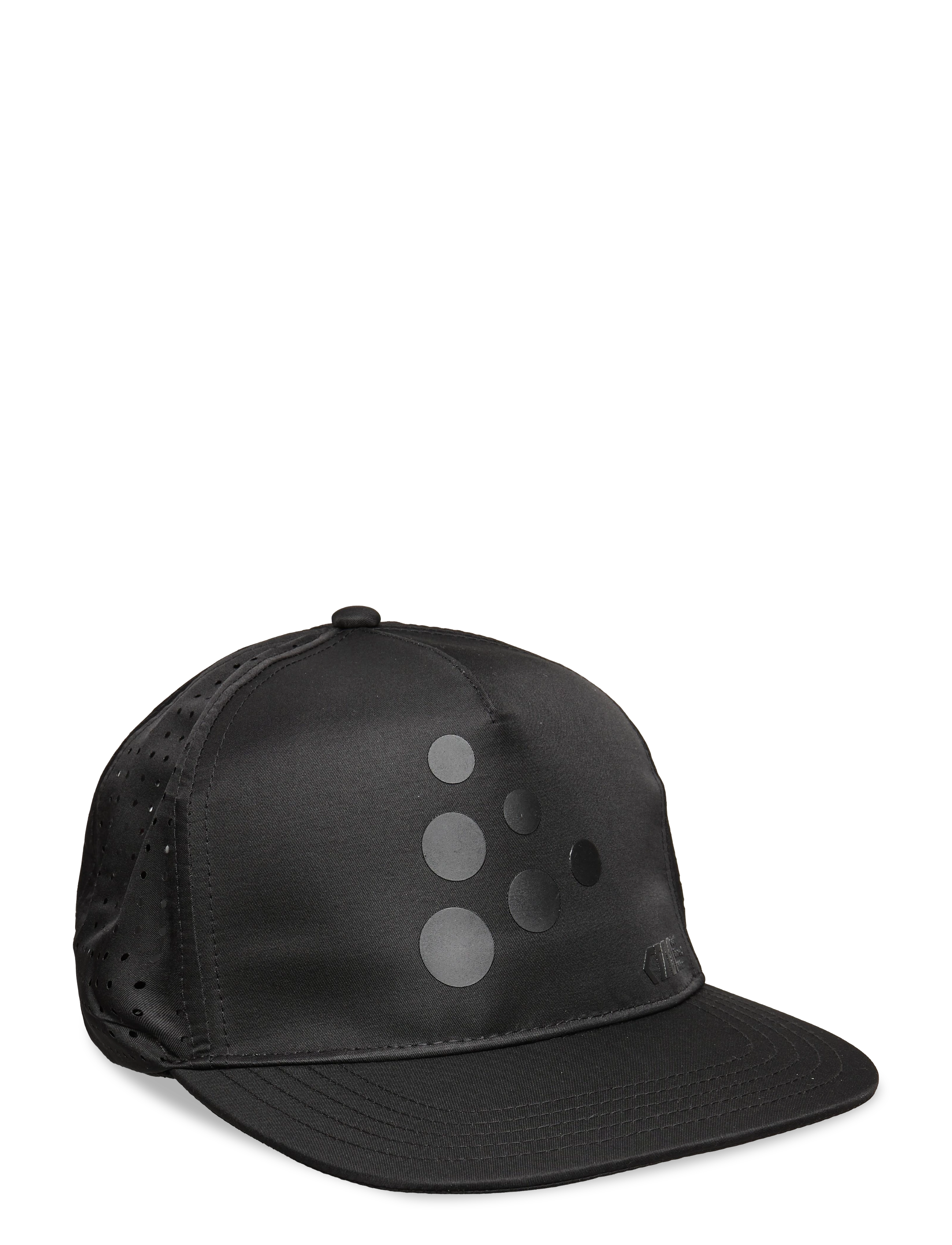 CTM Distance Tech Trucker Cap - BLACK