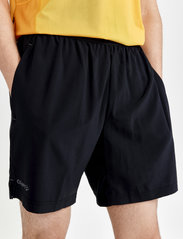 Craft - ADV Essence Perforated 2-in-1 Stretch Shorts M - sportsshorts - black - 4