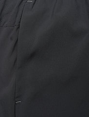 Craft - ADV Essence Perforated 2-in-1 Stretch Shorts M - sportsshorts - black - 7