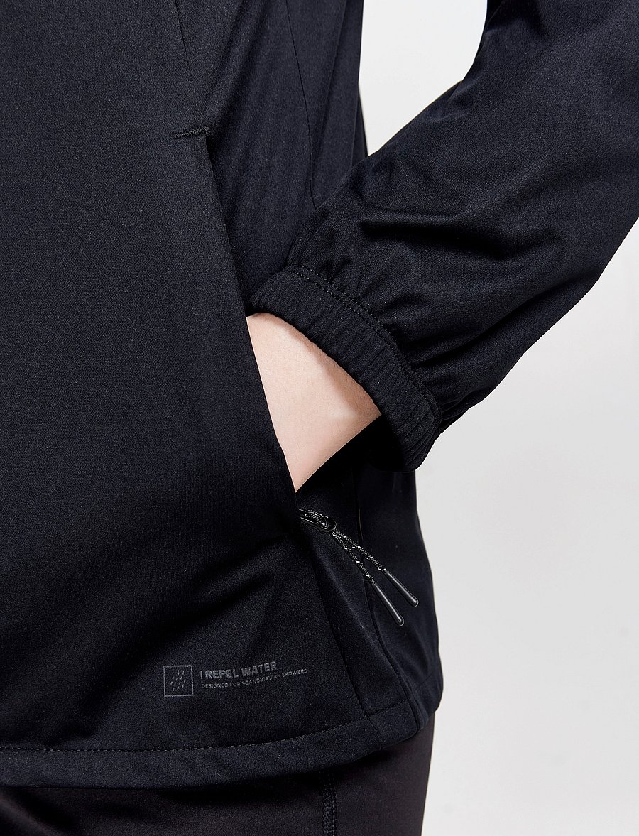 Craft - Adv Essence Hydro Jacket W - sportsjakker - black - 4