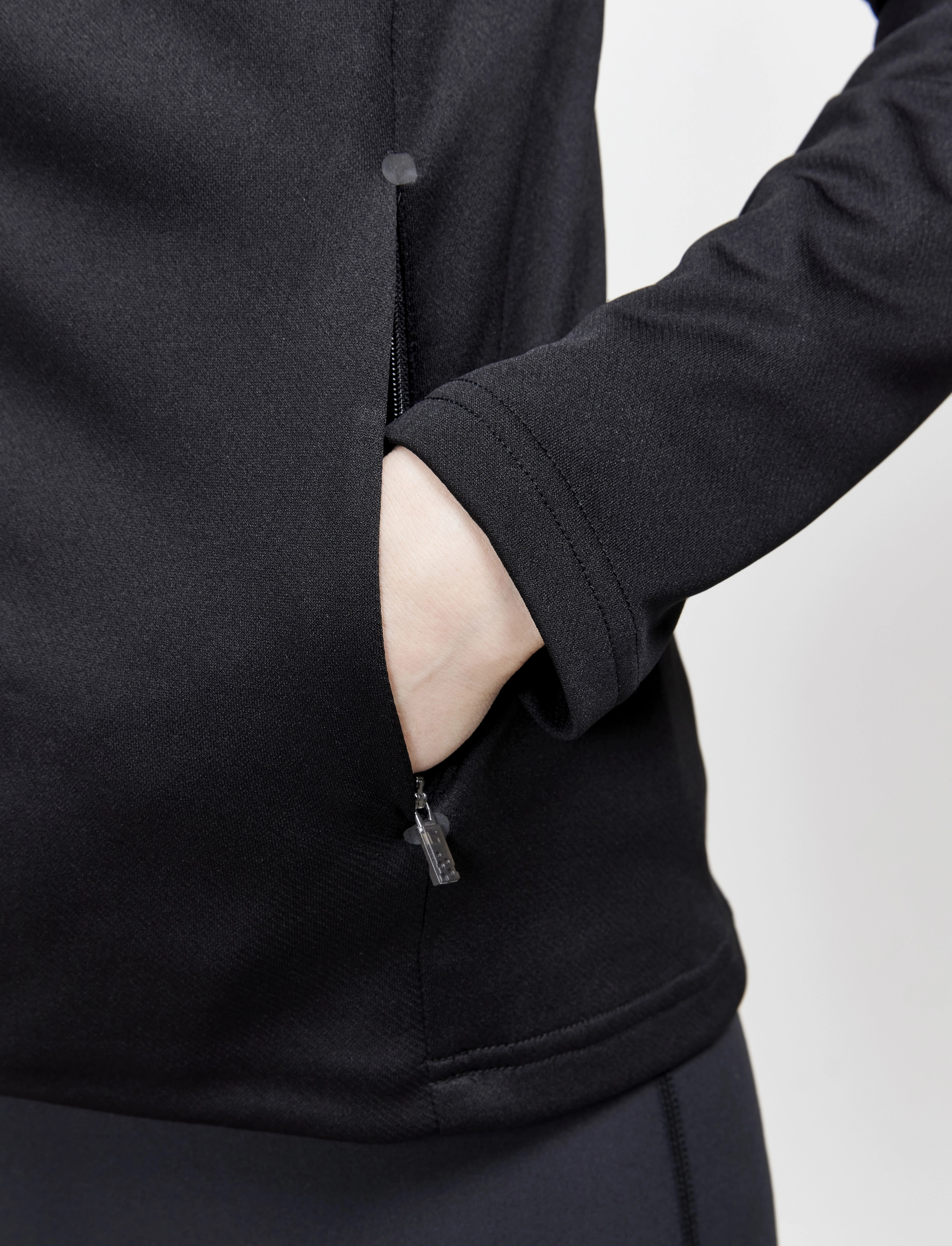 Craft - Adv Essence Jersey Hood Jacket W - black - 5