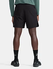 Craft - ADV Essence 6" Woven Shorts M - training shorts - black - 3