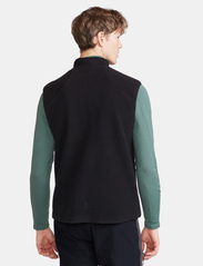 Craft - ADV Explore Pile Fleece Vest M - black - 3