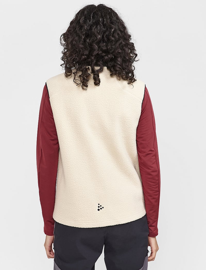 Craft - ADV EXPLORE PILE FLEECE VEST W - Õueriided - ecru-black - 3