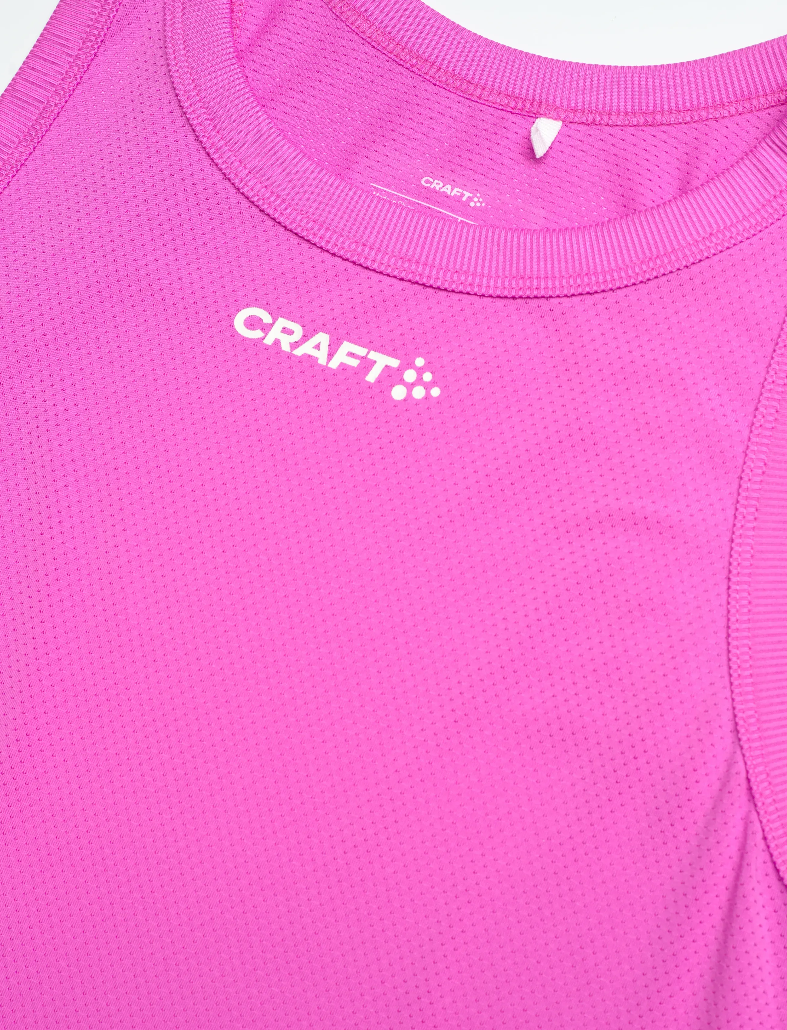 Craft - Essence Mesh Singlet W - tank tops - magenta - 2