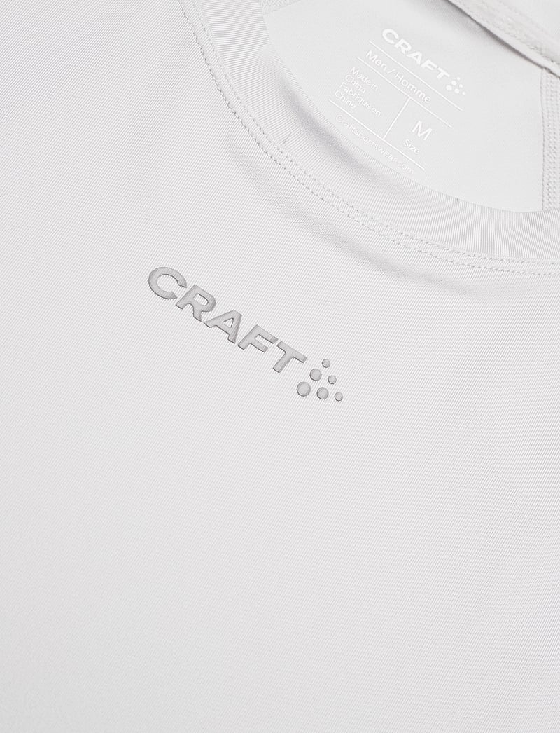 Craft - ADV ESSENCE SS TEE 2 M - t-shirts - cloud - 2
