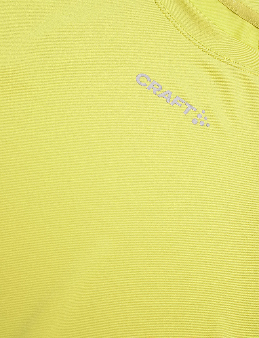 Craft - ADV ESSENCE SS TEE 2 M - t-shirts - pear - 2