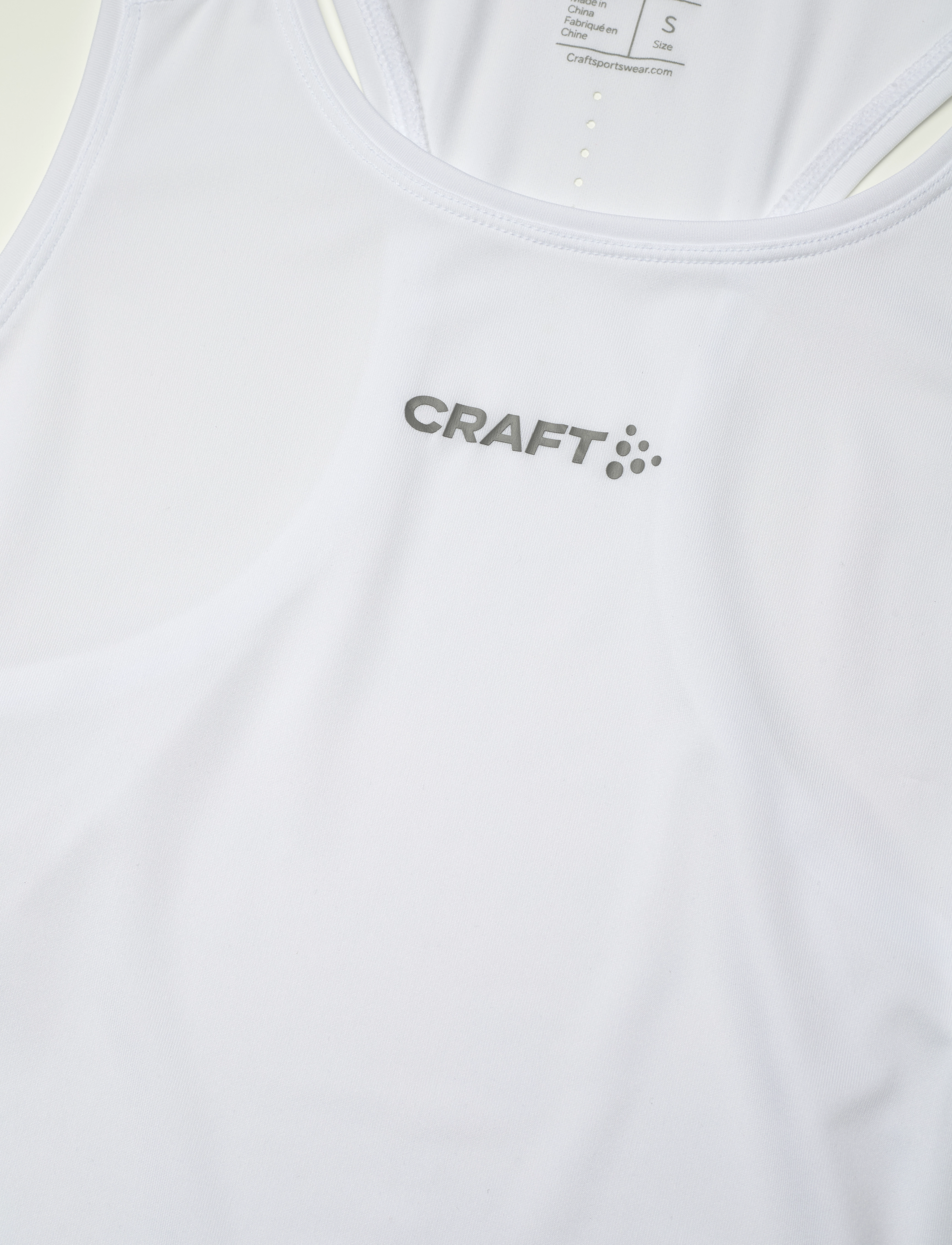 Craft - Adv Essence Singlet 2 W - tank tops - white - 2