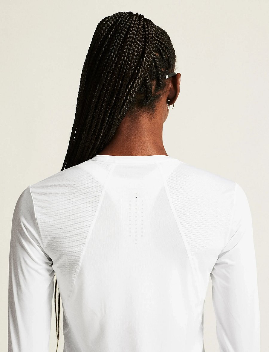 Craft - Adv Essence Ls Tee 2 W - langærmede t-shirts - white - 3
