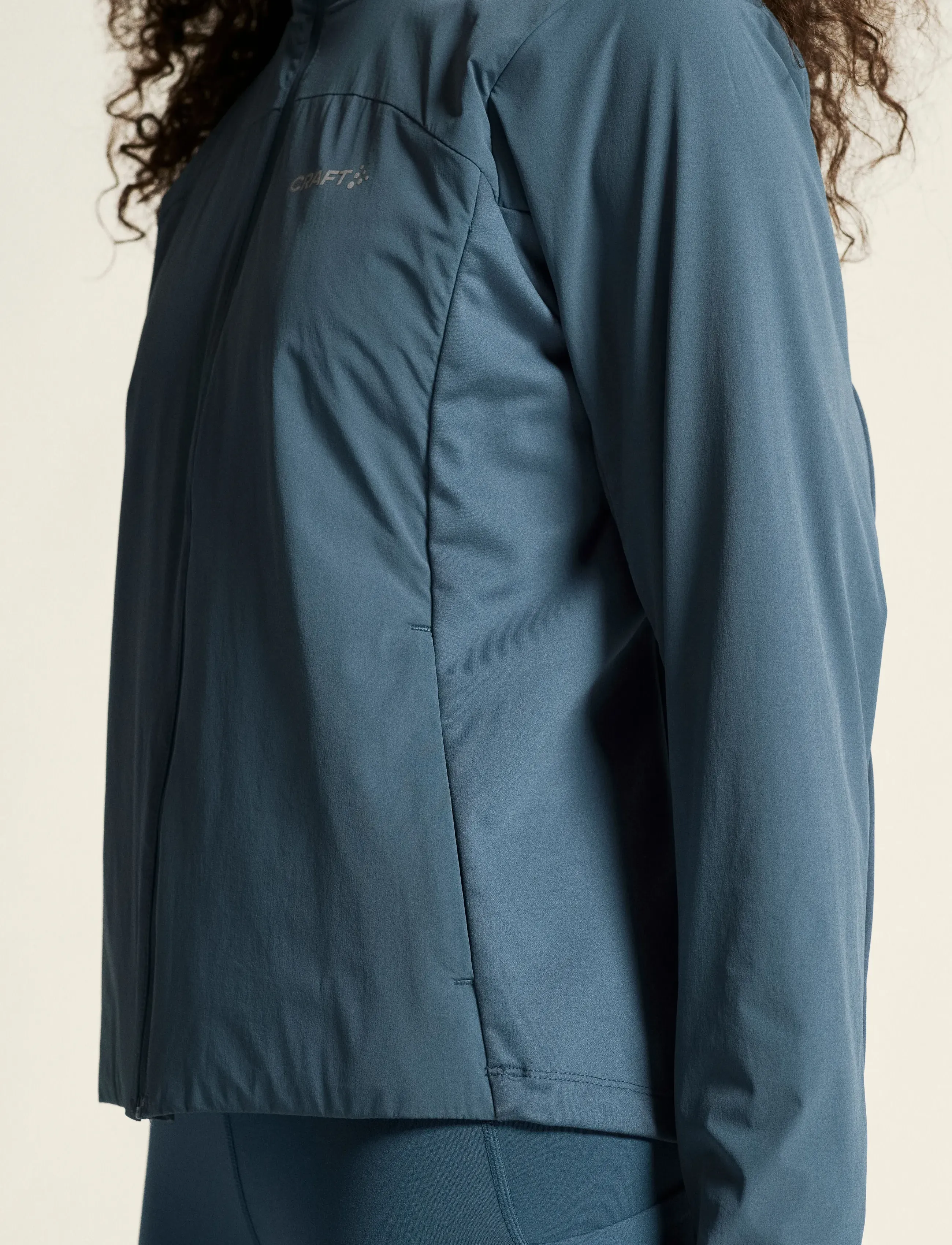 Craft - ADV ESSENCE WARM JKT 2 W - alussärgid - north - 4