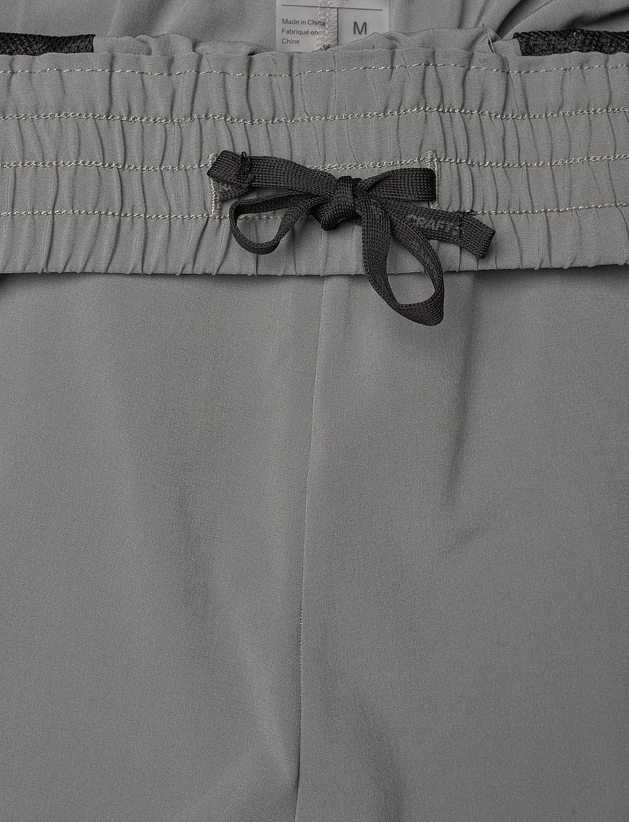 Craft - CORE ESSENCE SHORTS W - lühikesed jooksupüksid - leaf - 3