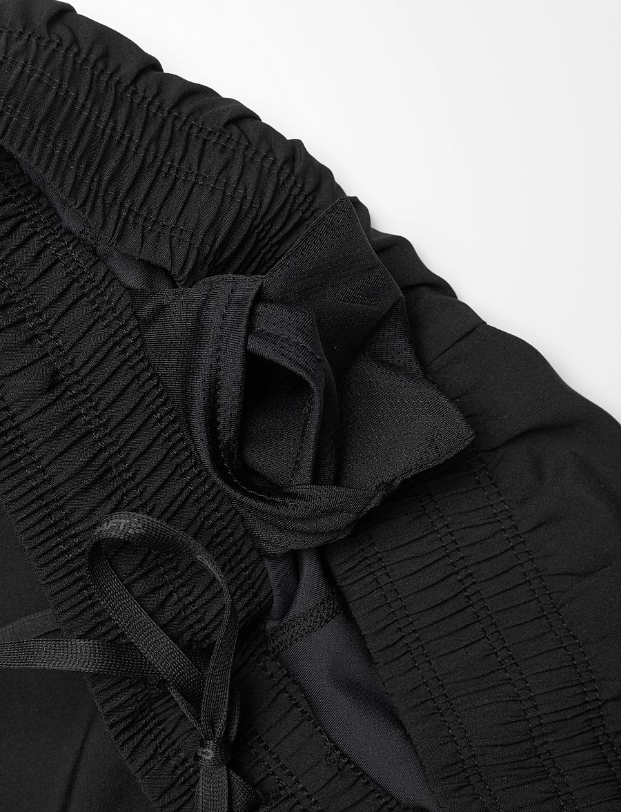 Craft - ADV ESSENCE 2-IN-1 SHORTS 2 W - lühikesed jooksupüksid - black - 4