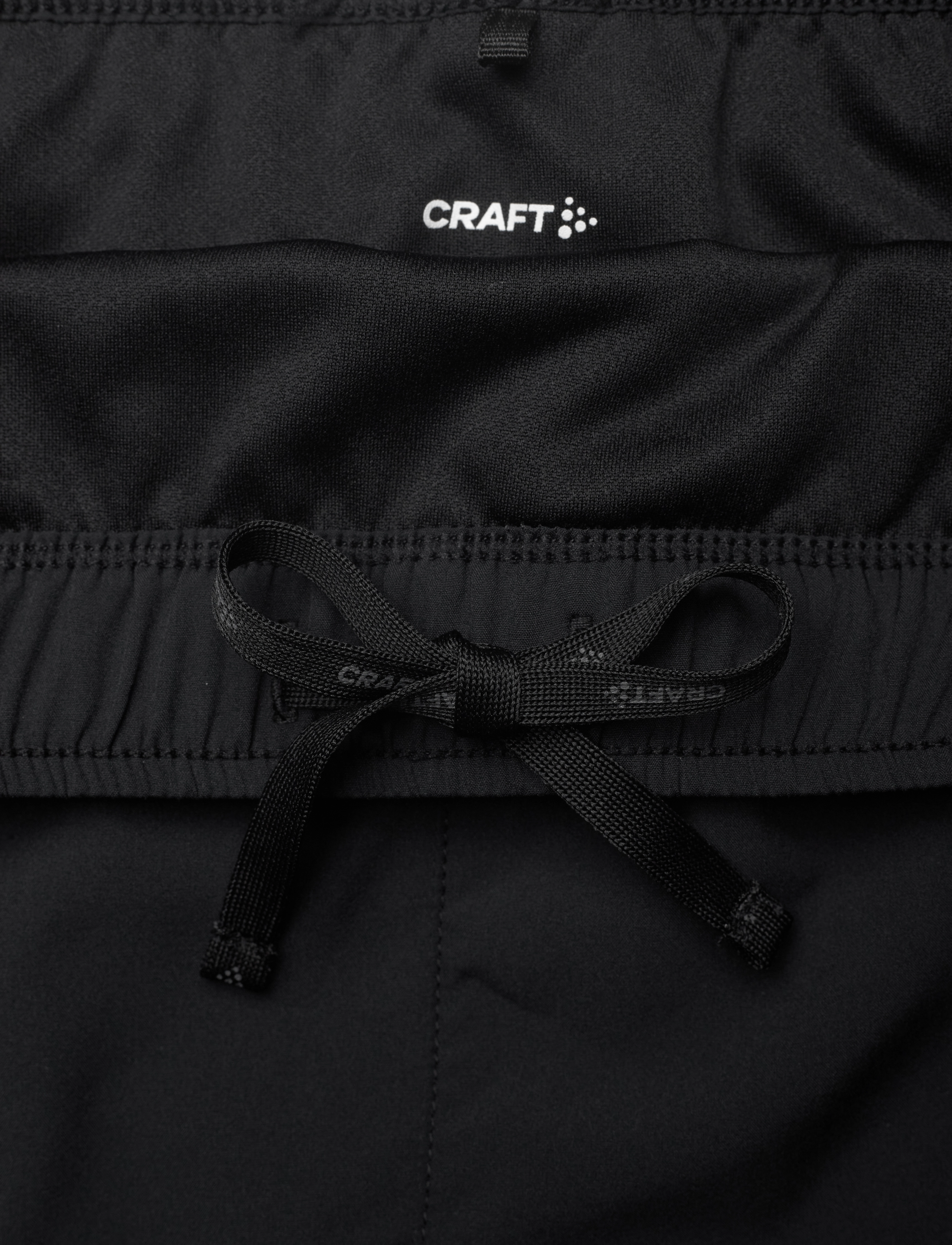 Craft - Adv Essence 2" Shorts 2 M - løbeshorts - black - 2