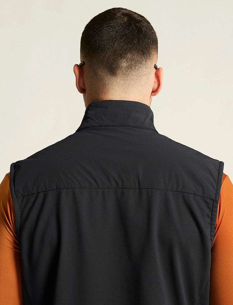 Craft - ADV ESSENCE WARM VEST 2 M - outdoor - black - 5