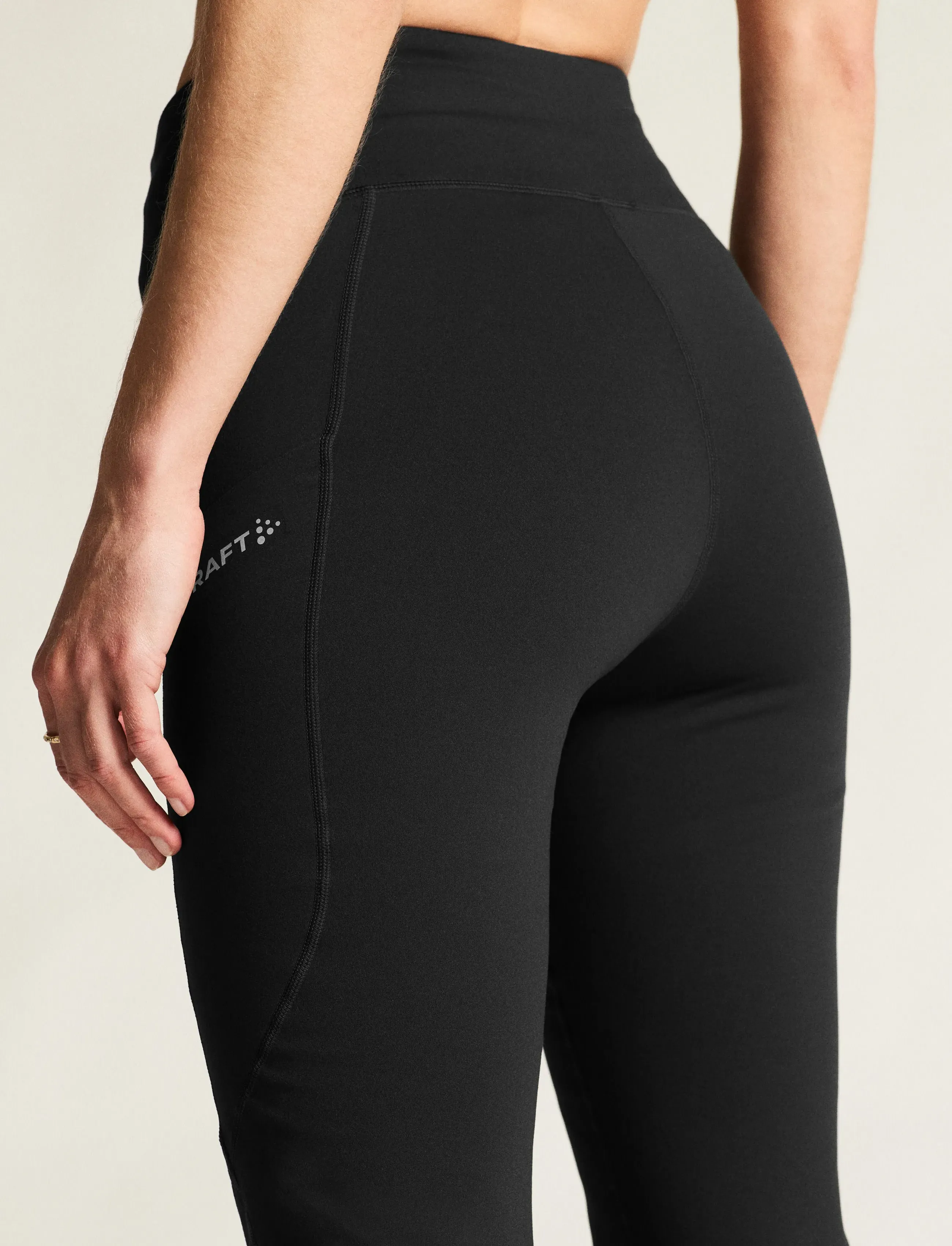 Craft - Adv Essence Warm Wind Tights 2 W - lauftights - black - 5