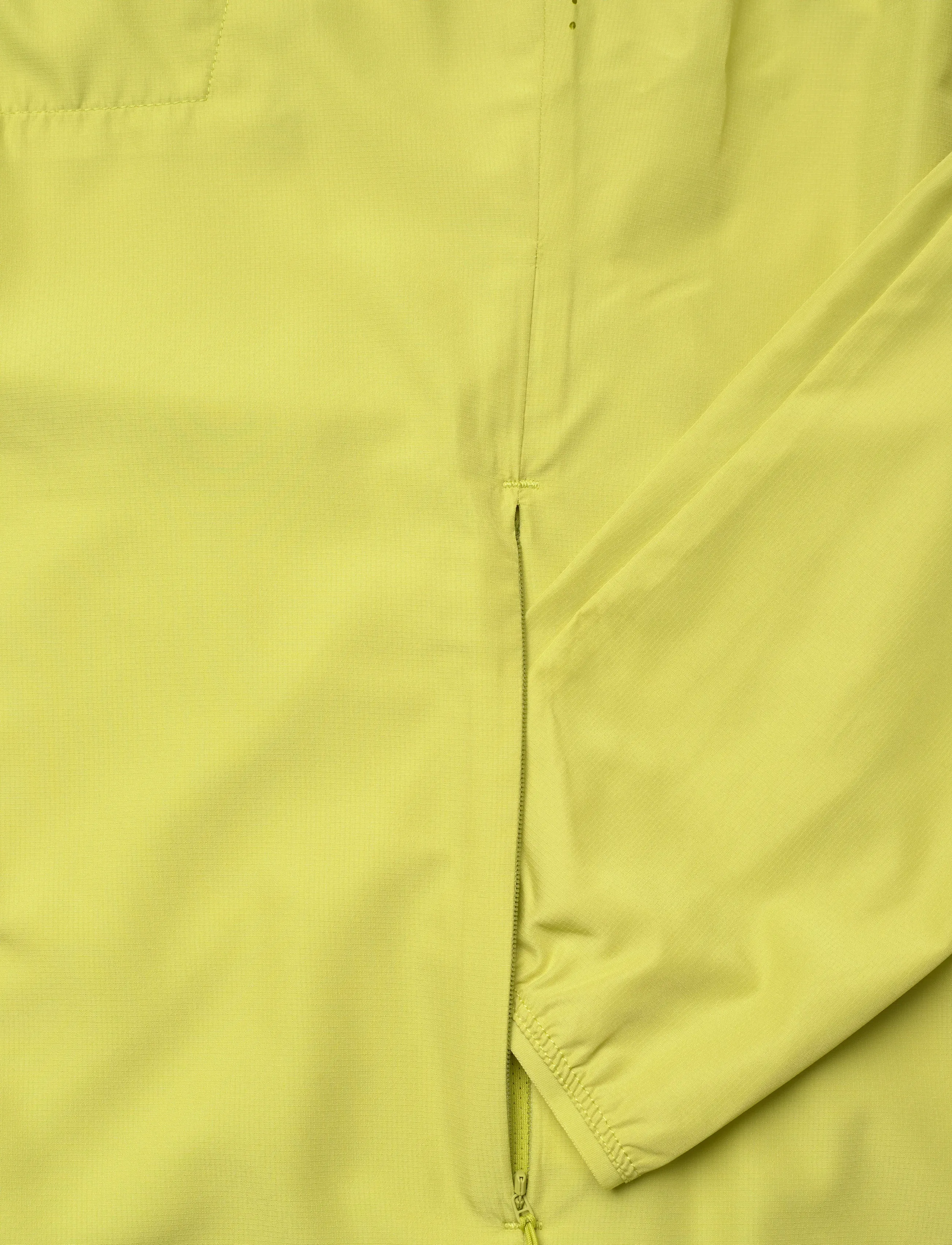 Craft - Essence Wind Jacket 2 M - training jackets - pear - 5