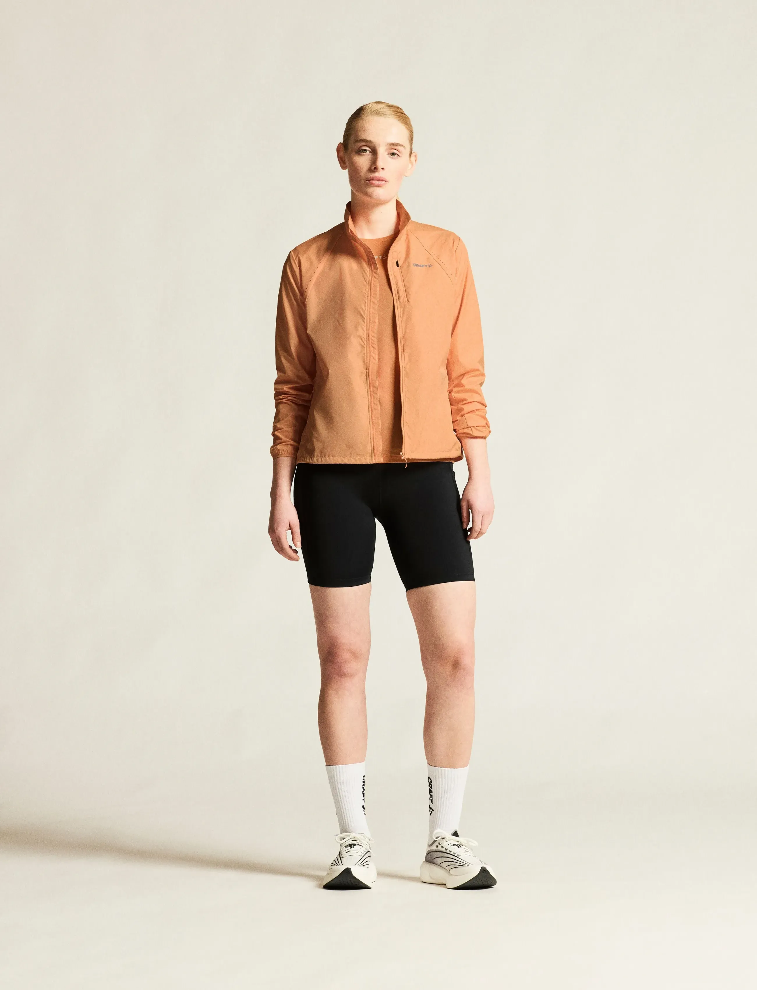Craft Essence Wind Jacket 2 W, M, Coral, Sport Jackets > Sport Training Jackets, Dame