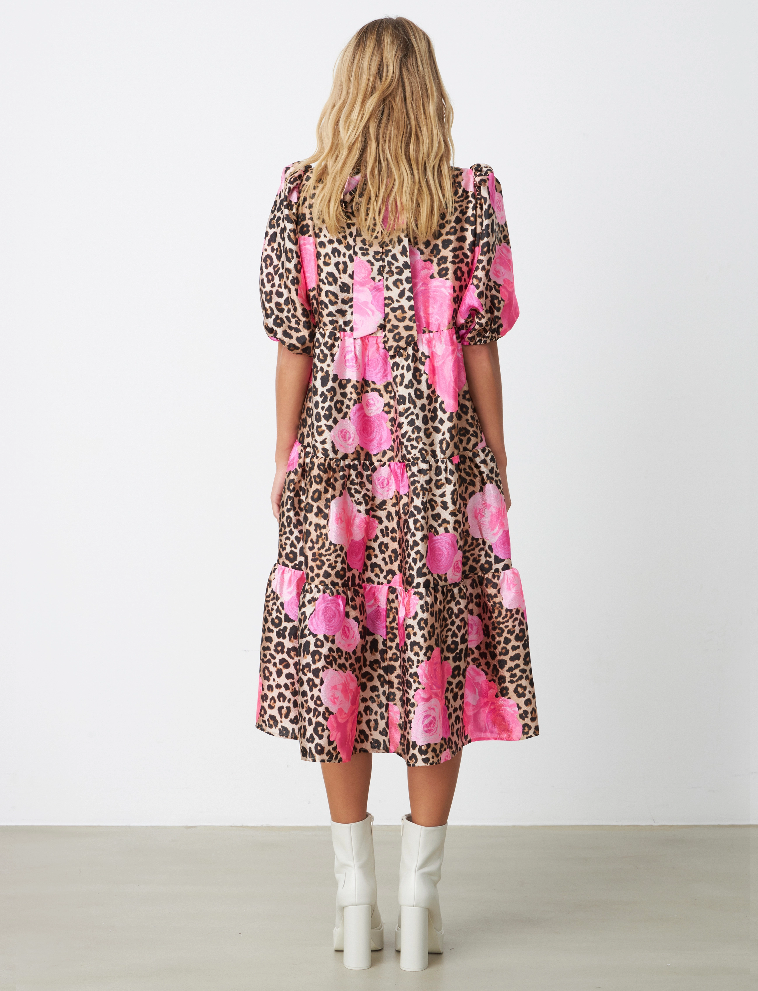 crās - Lindacras Dress - slå-om-kjoler - rose leo - 3