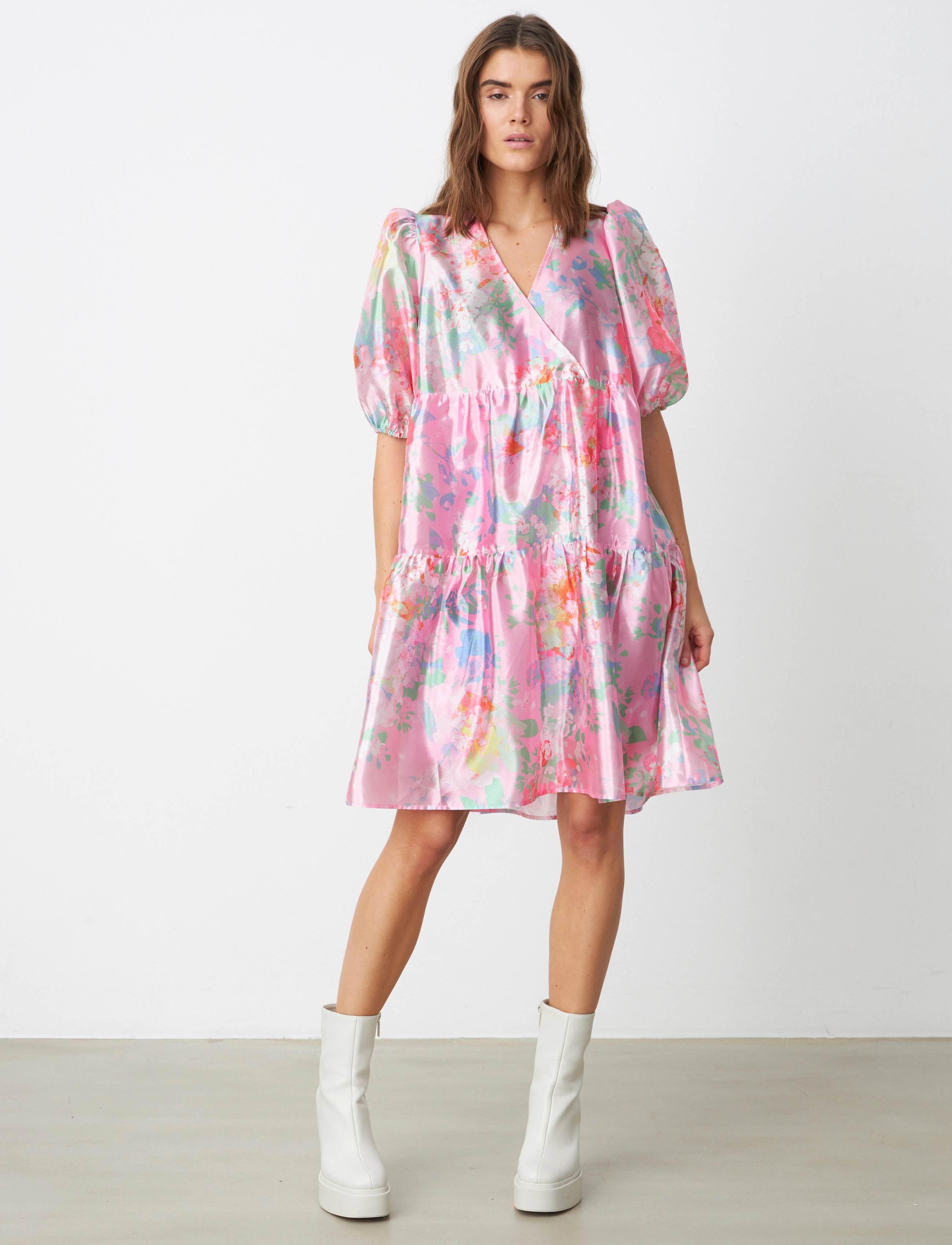 crās - Leiacras Dress - festtøj til outletpriser - orchid field - 0