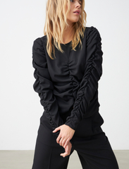 Cras - Nancycras Blouse - long-sleeved blouses - black - 4
