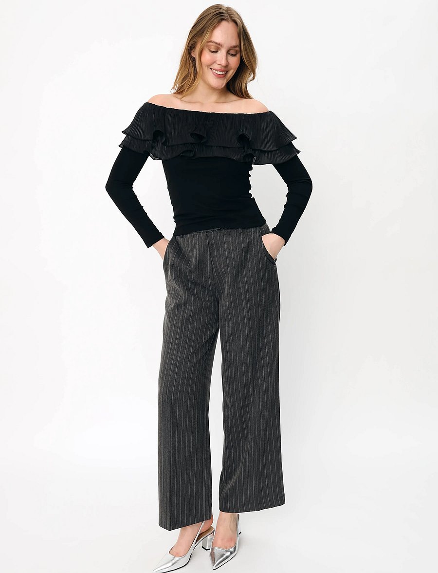 crās - Flouncecras Blouse - langärmelige blusen - black - 0