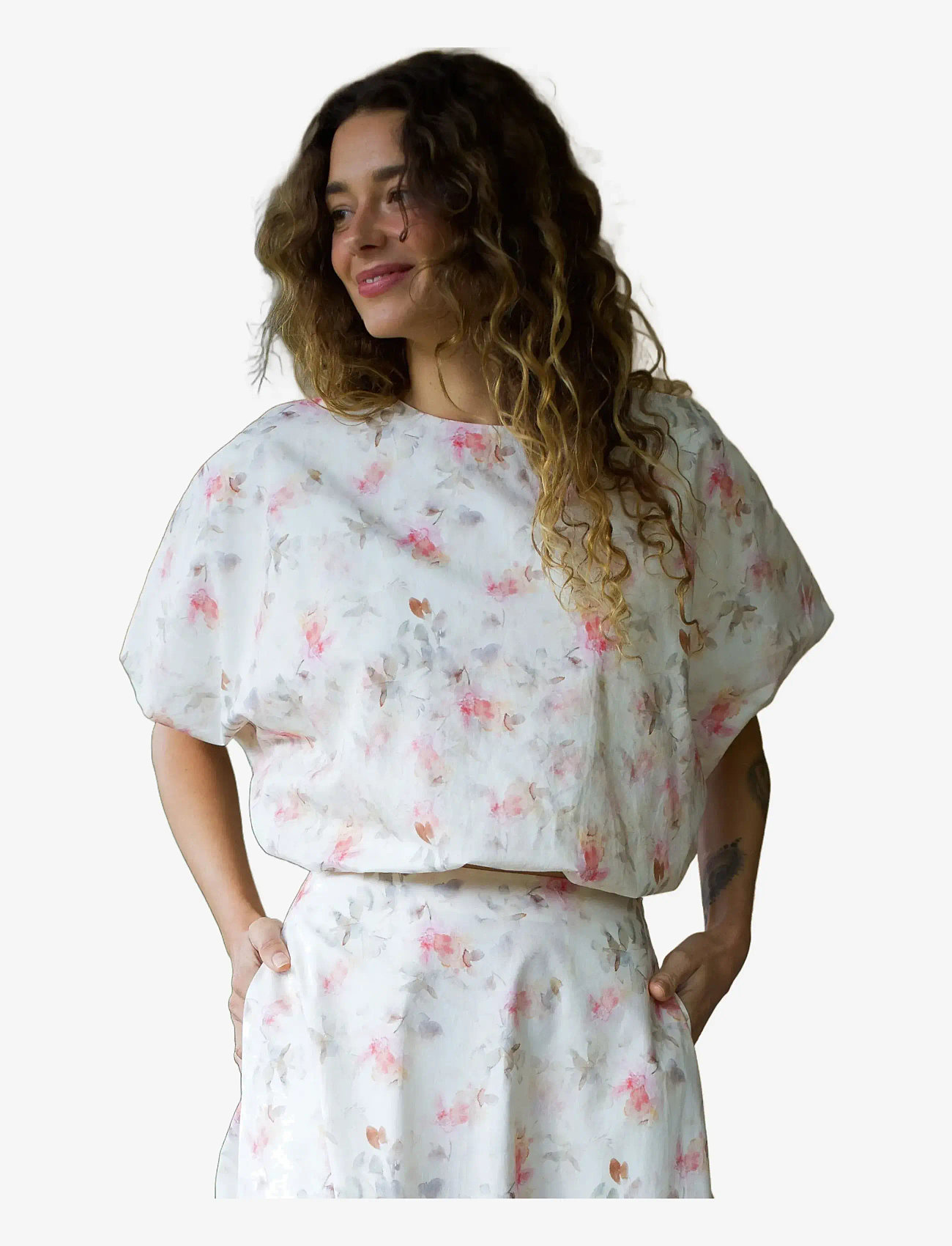 crās - Bubblecras Blouse - kurzämlige blusen - faded floral - 1