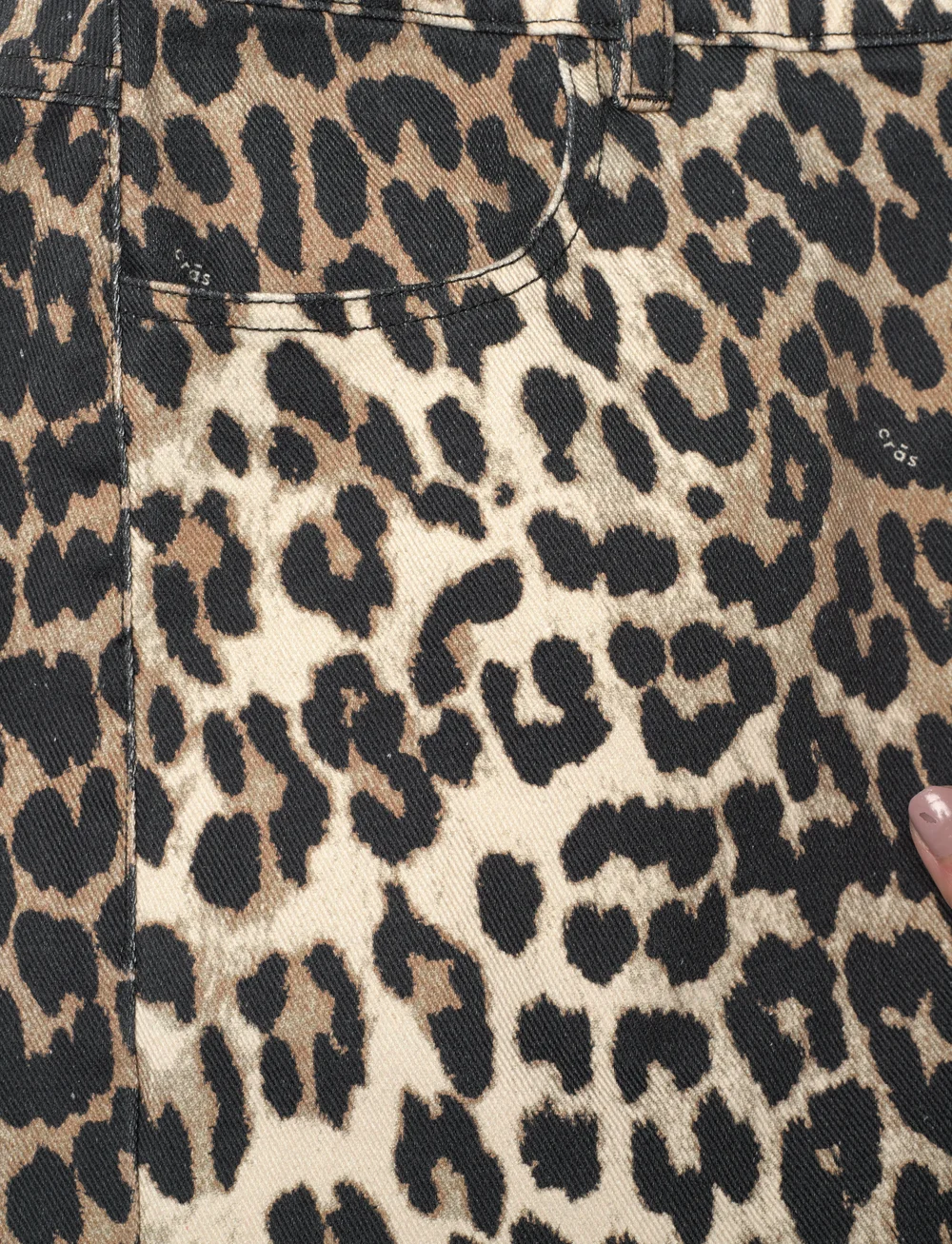 crās - Kimmiecras Shorts - bermudashorts - 8067 urban leo - 2