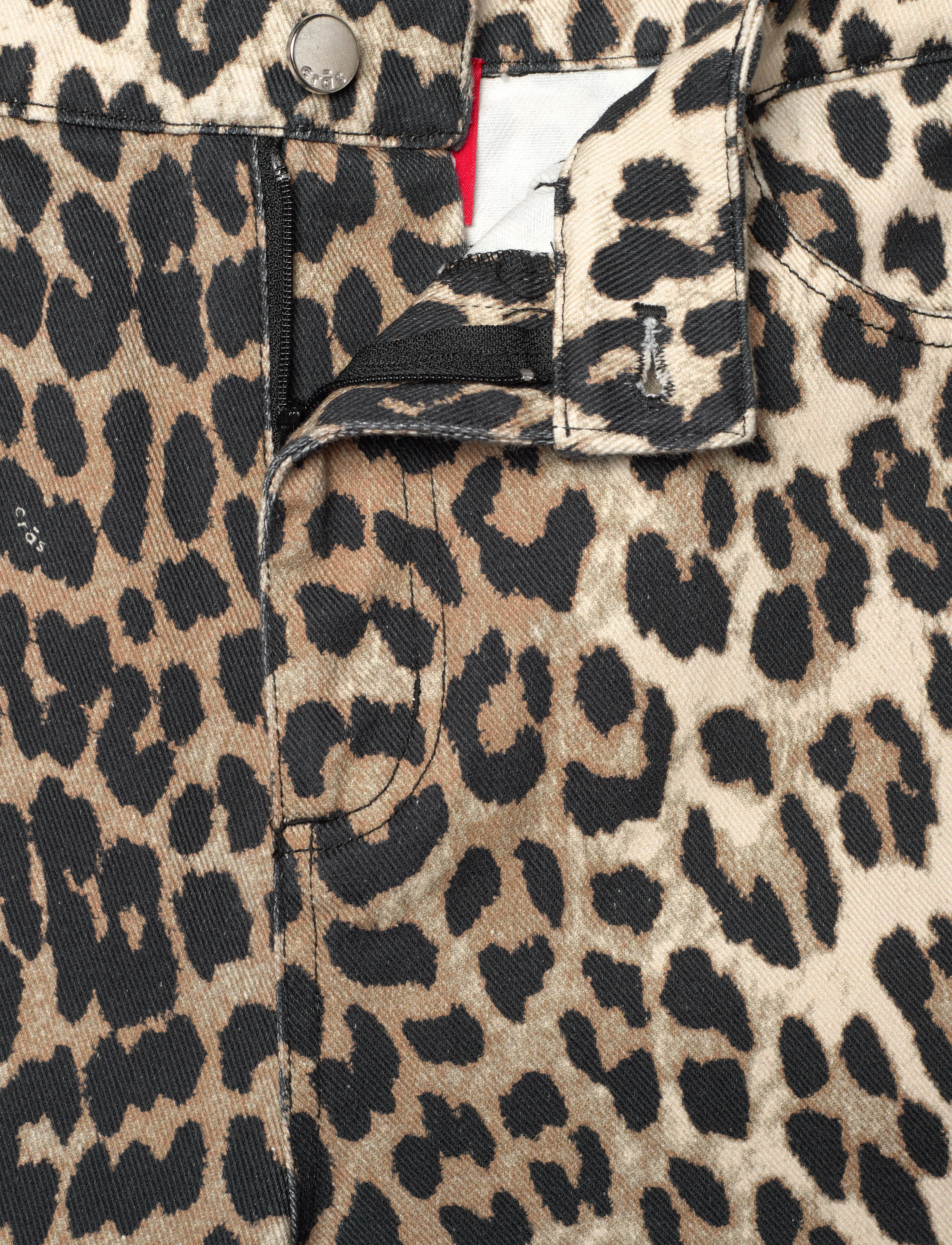 crās - Kimmiecras Shorts - 8067 urban leo - 3