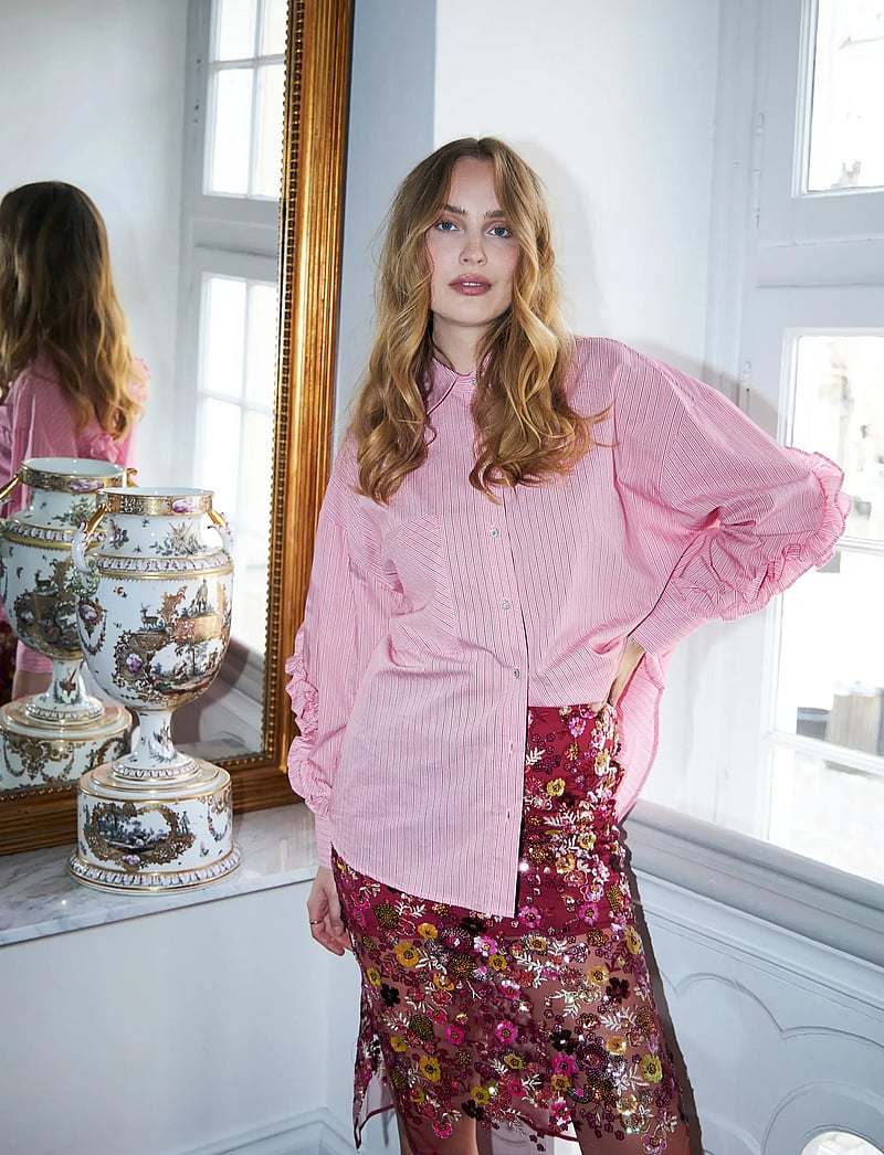 crās - Tulumcras Shirt - långärmade skjortor - pink red stripe - 5