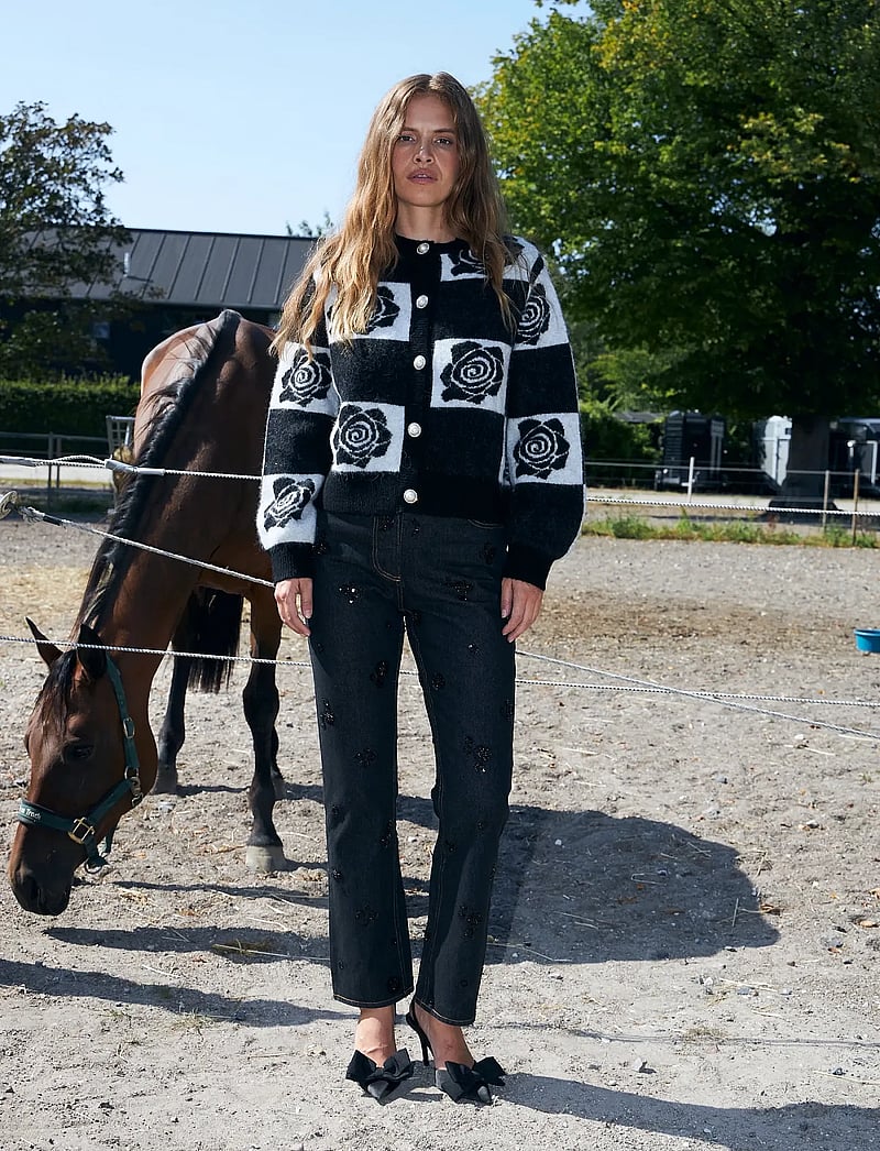 crās - Kiacras Cardigan - koftor - 9999 black - 4