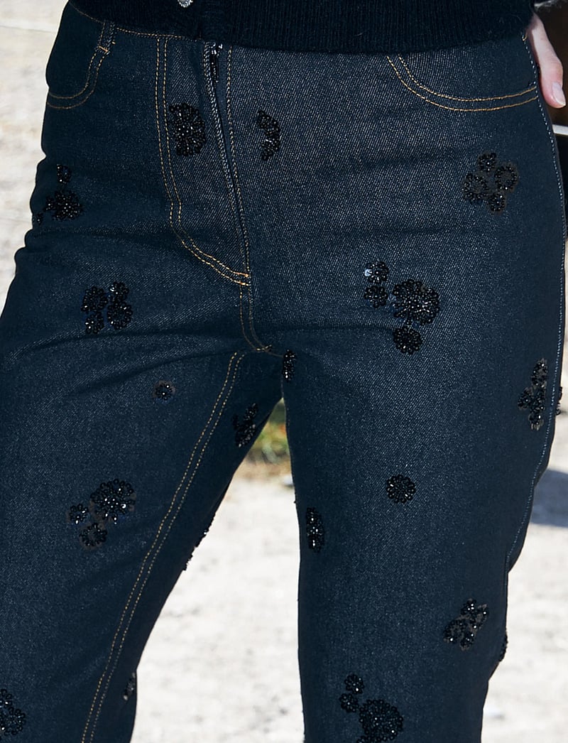 crās - Pearlycras Jeans - alt eriti laia säärega teksad - faded black - 5