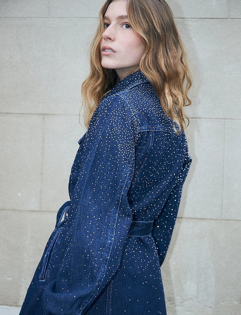 crās - Celinecras Dress - jeansklänningar - 7032 dark blue denim - 3