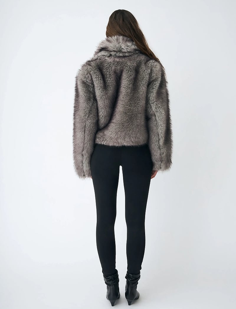 crās - Liecras Jacket - kunstkarusnahk - 9003 grey melange - 3