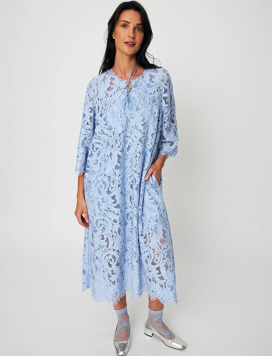 crās - Beckiecras Dress - spetsklänningar - dusty light blue - 0
