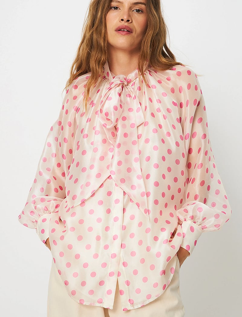 crās - Ethelcras Shirt - langärmlige blusen - rose dot - 4
