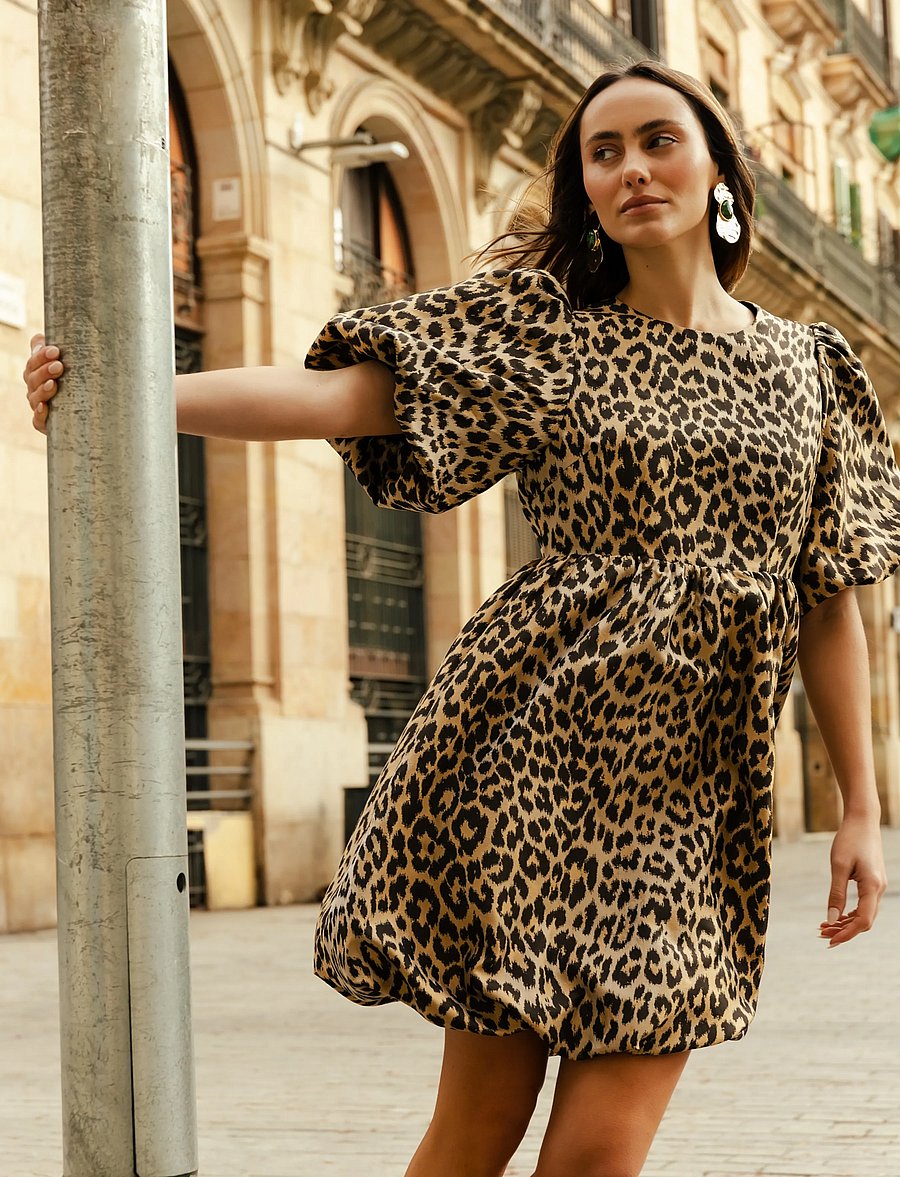 crās - Jamillacras Dress - kurze kleider - 8065 leo - 0