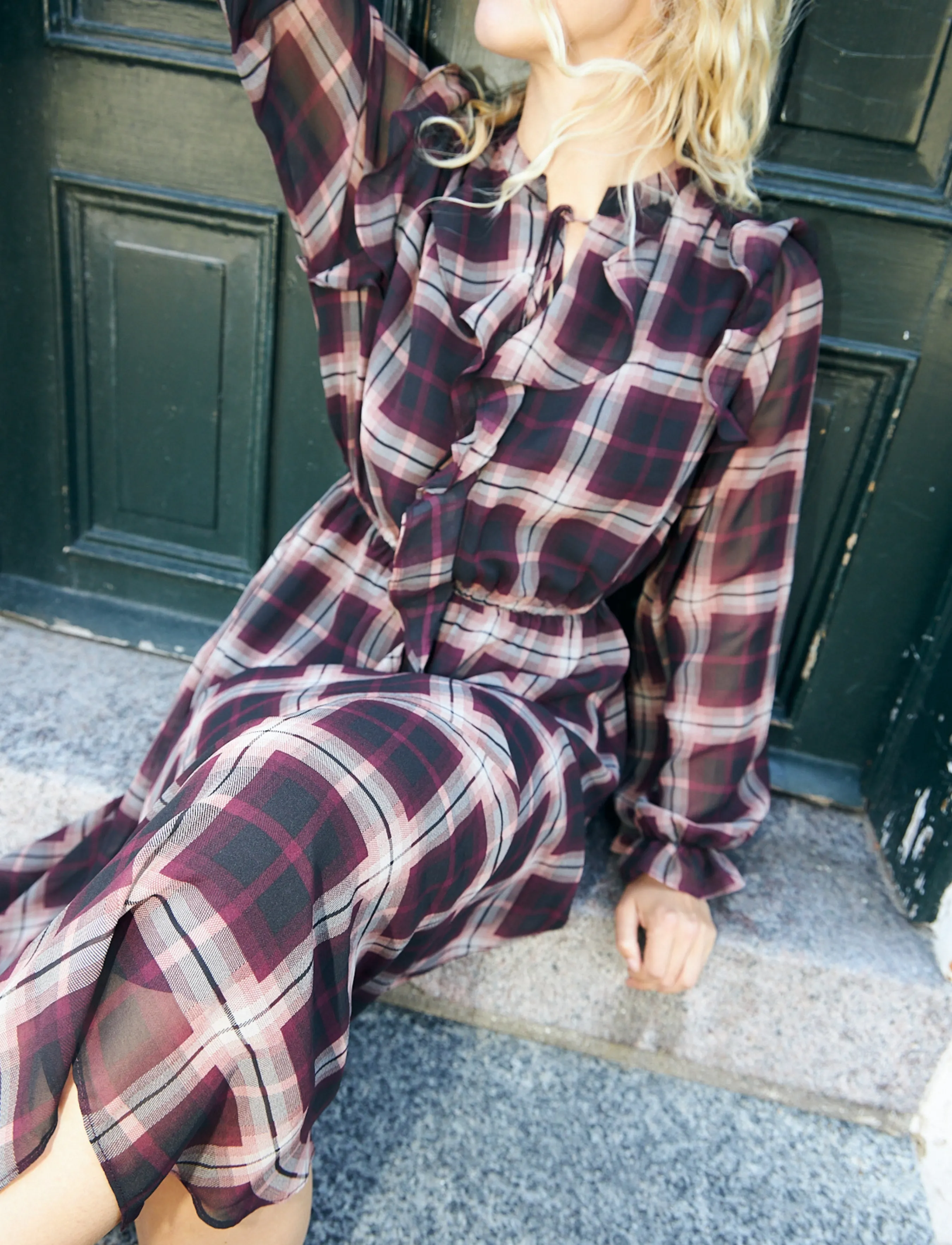crās - Dittacras Dress - midi dresses - bordeaux check - 3