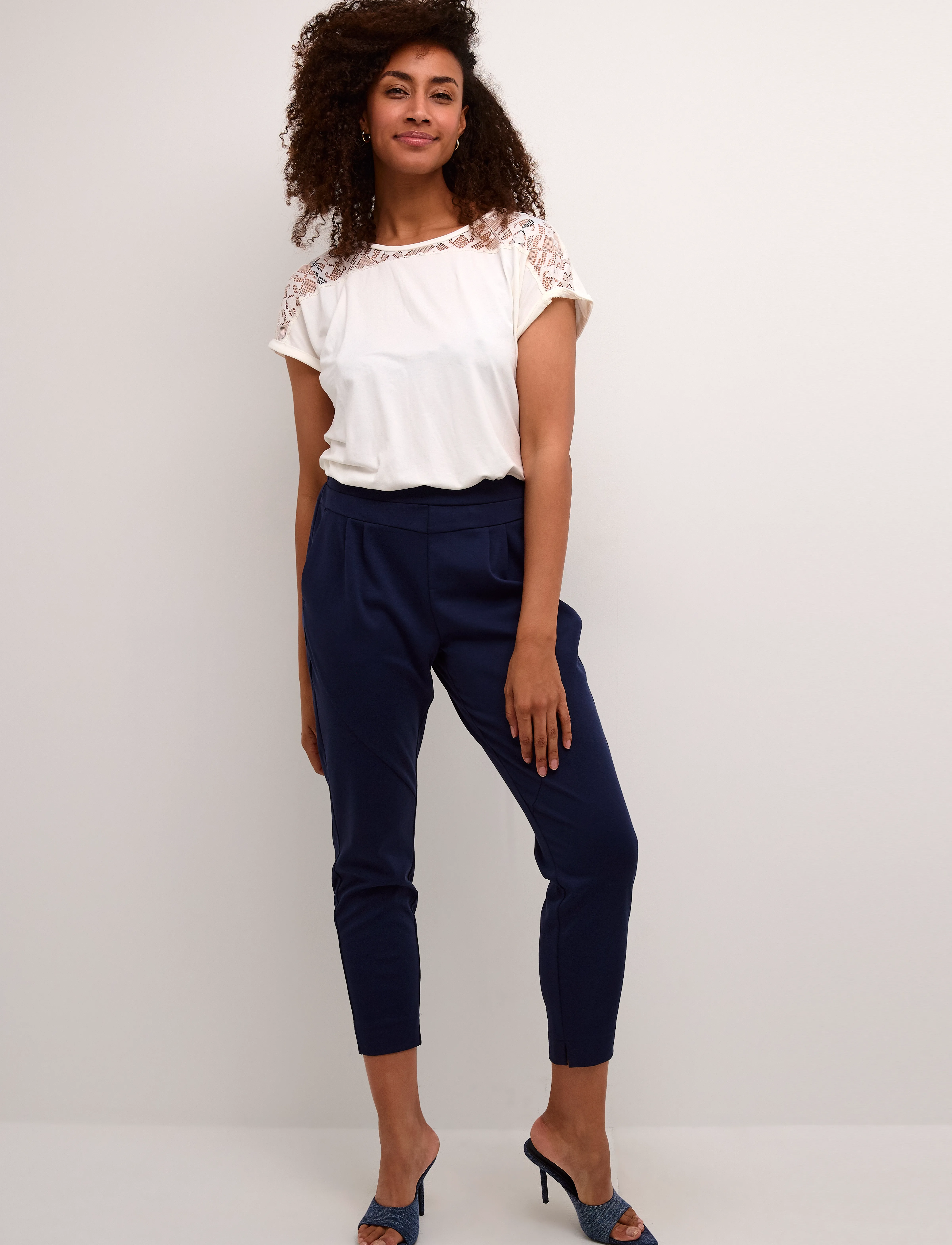 Cream Anett Pants cargobyxor dam – bild 2