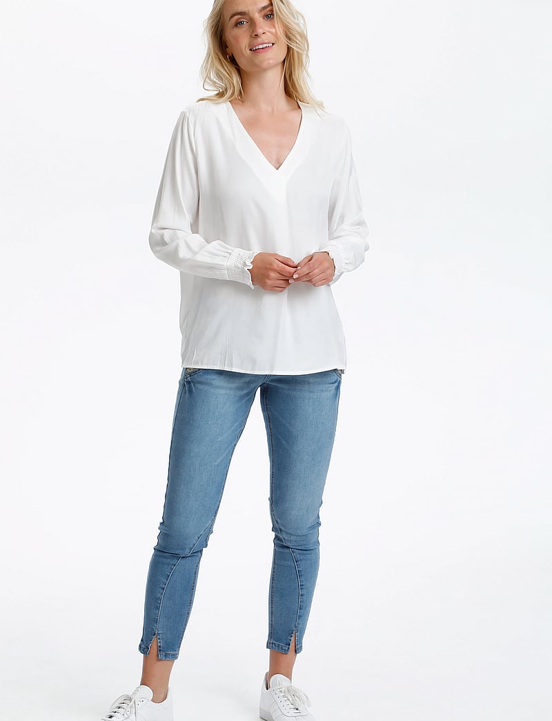 Cream - FengCR Blouse - langärmlige blusen - snow white - 3