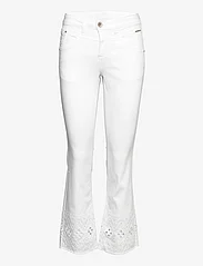 Cream - CRAnalis Jeans - Shape Fit - alt laienevad teksad - snow white - 0