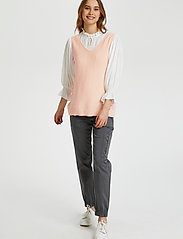 Cream - CRSillar Knit Top - knitted vests - pink sand - 3