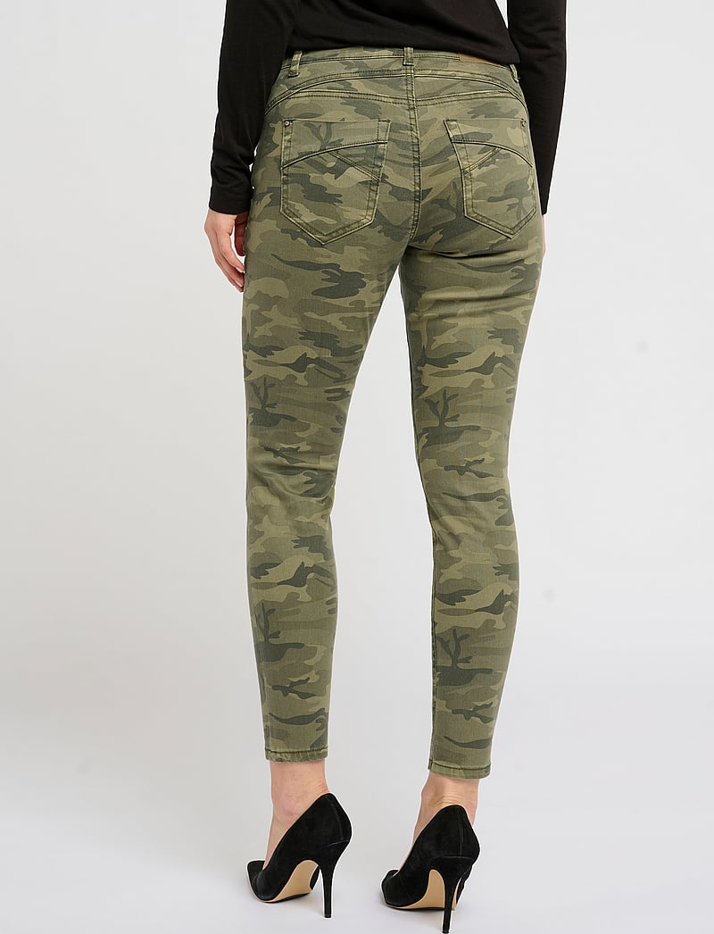 Cream - CRPenora Twill 7/8 Pant - kitsad teksad - sea green printed camouflage - 5