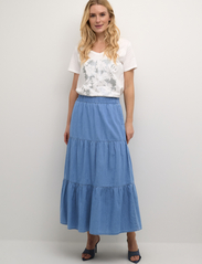Cream - CRViola Skirt - jeanskjolar - blue denim - 3