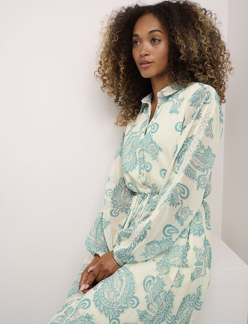 Cream - CRSamira Dress - Kim Fit - särkkleidid - columbia paisley - 4