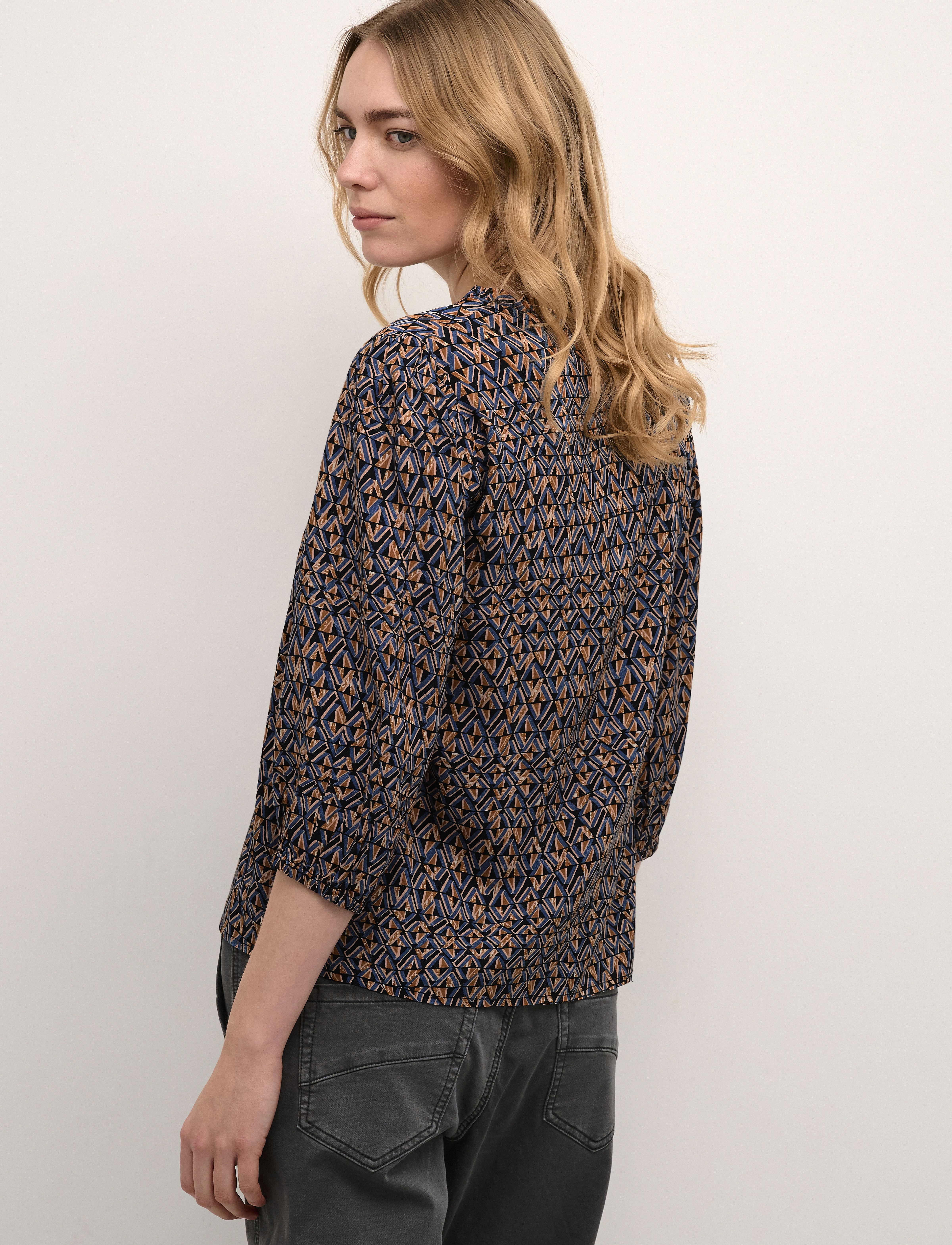 Cream - CRTiah Blouse 3/4 sleeve - langærmede bluser - geo gibratar sea - 4