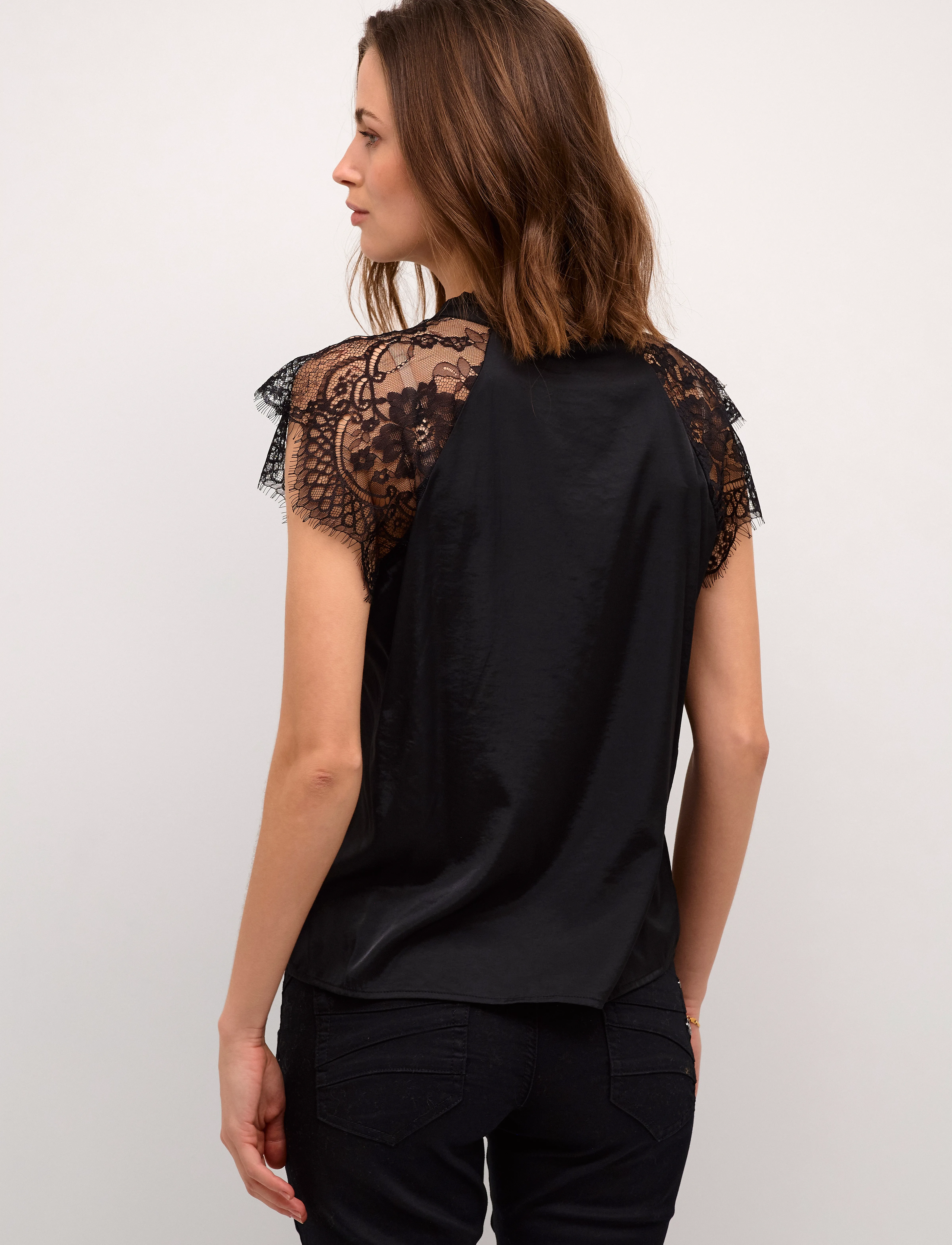 Cream - CRNola Lace Blouse - kortärmade blusar - pitch black - 4