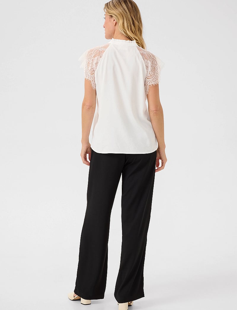 Cream - CRNola Lace Blouse - kurzämlige blusen - snow white - 4