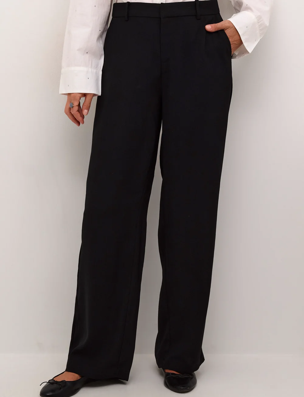 Cream - CRCocamia Pant - pidulikud püksid - pitch black - 0